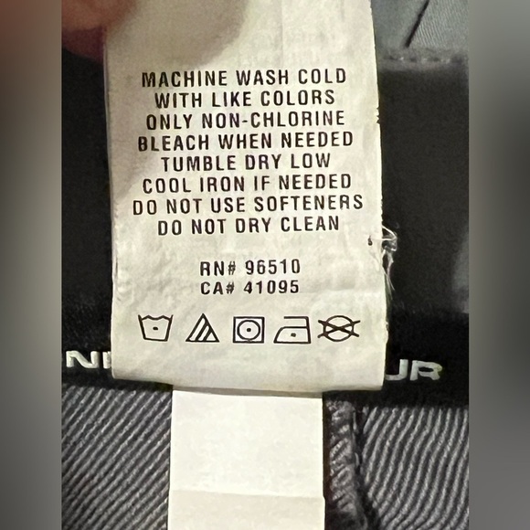 Mens Under Armour pants 34X30 - Picture 9 of 10